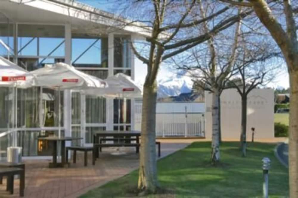 Brinkley Resort Метвен Экстерьер фото